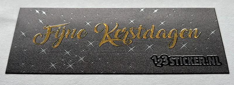 zwart matte sticker met glanzend fijne kerstdagen en logo